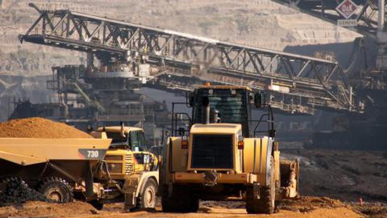 Hambatan pemerintah nego Freeport dan Newmont