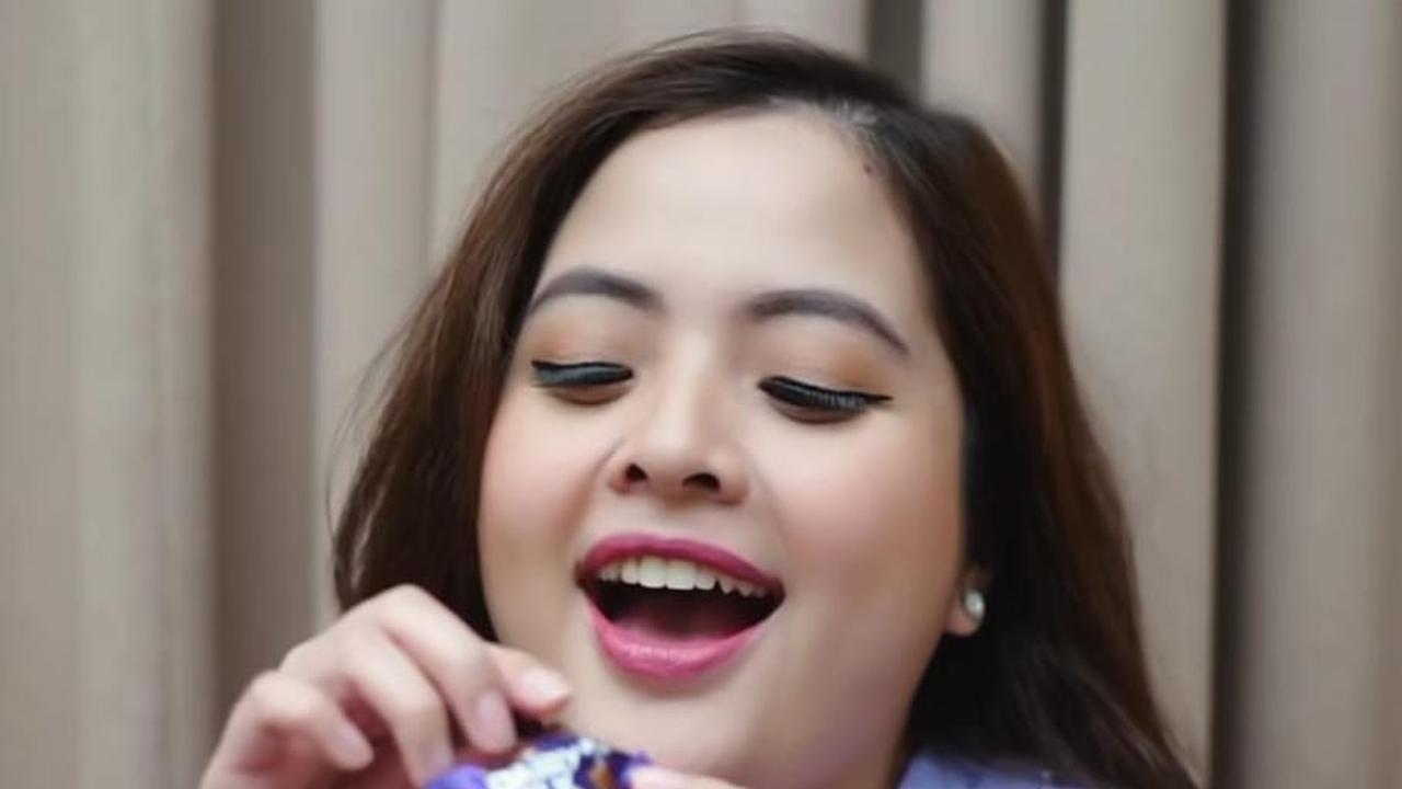 7 Potret Tasya Kamila Bikin Konten Jadi Anak Sekolahan, Masih Cocok Pakai Seragam SD