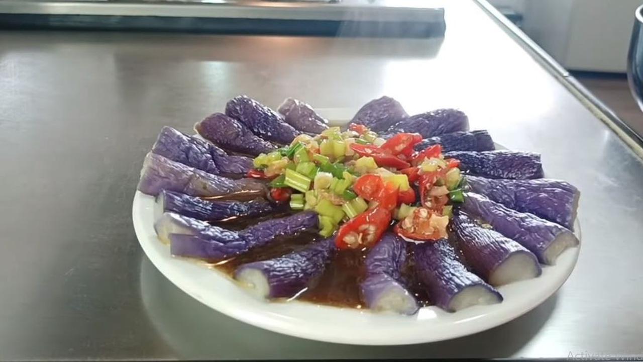 3. Terong Rebus Sambal Balado