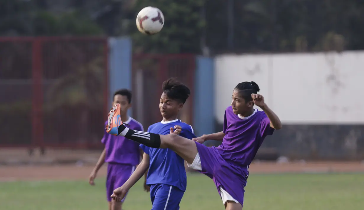 Tim pemenang dari Rusun Cup 2015 memiliki kesempatan untuk berlatih sepak bola di Barcelona, Spanyol. (Bola.com/Vitalis Yogi Trisna)