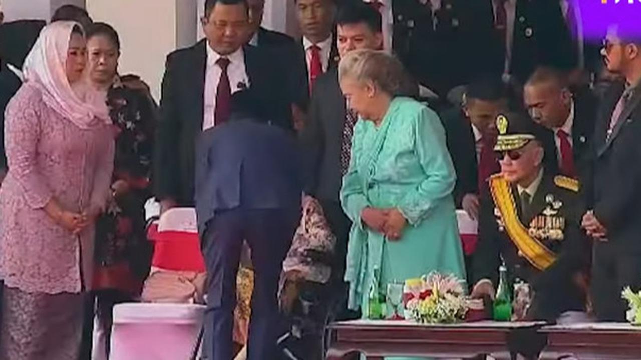 Cerita Lengkap Jokowi Tidak Salami Try Sutrisno