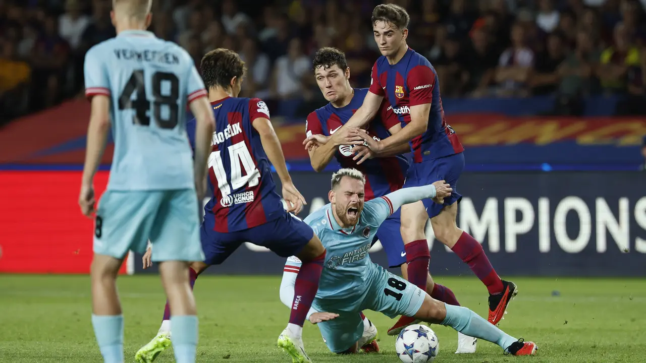 Liga Champions Barcelona vs Antwerp