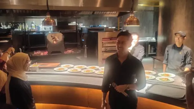 Restorannya Sajikan Daging Sapi Australia dan Jepang, Dimas Ramadhan Ungkap Alasan Tidak Pilih Daging Lokal.