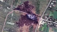 Lokasi jatuhnya MH17 dari luar angkasa (DigitalGlobe)