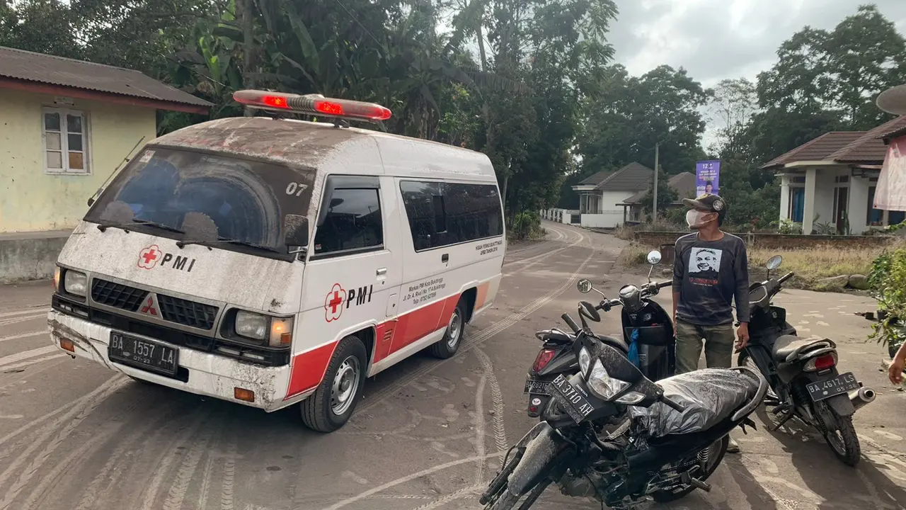 Gunung Marapi Erupsi