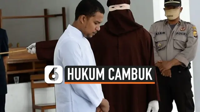 VIDEO: Detik-Detik Warga Dihukum Cambuk di Tengah Pandemi Corona
