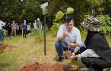 Peringati Hari Bumi, 1.000 Pohon Ditanam di Hutan Kota Eduforest Bekasi untuk Dukung Program Zero Carbon