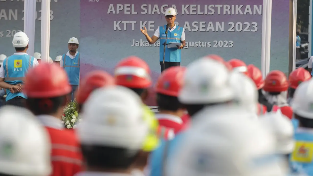 PT PLN (Persero) menggelar apel siaga kelistrikan pada Kamis (31/8) di Istora Senayan, Jakarta. Apel ini dipimpin oleh Direktur Utama PLN, Darmawan Prasodjo. (Dok PLN)