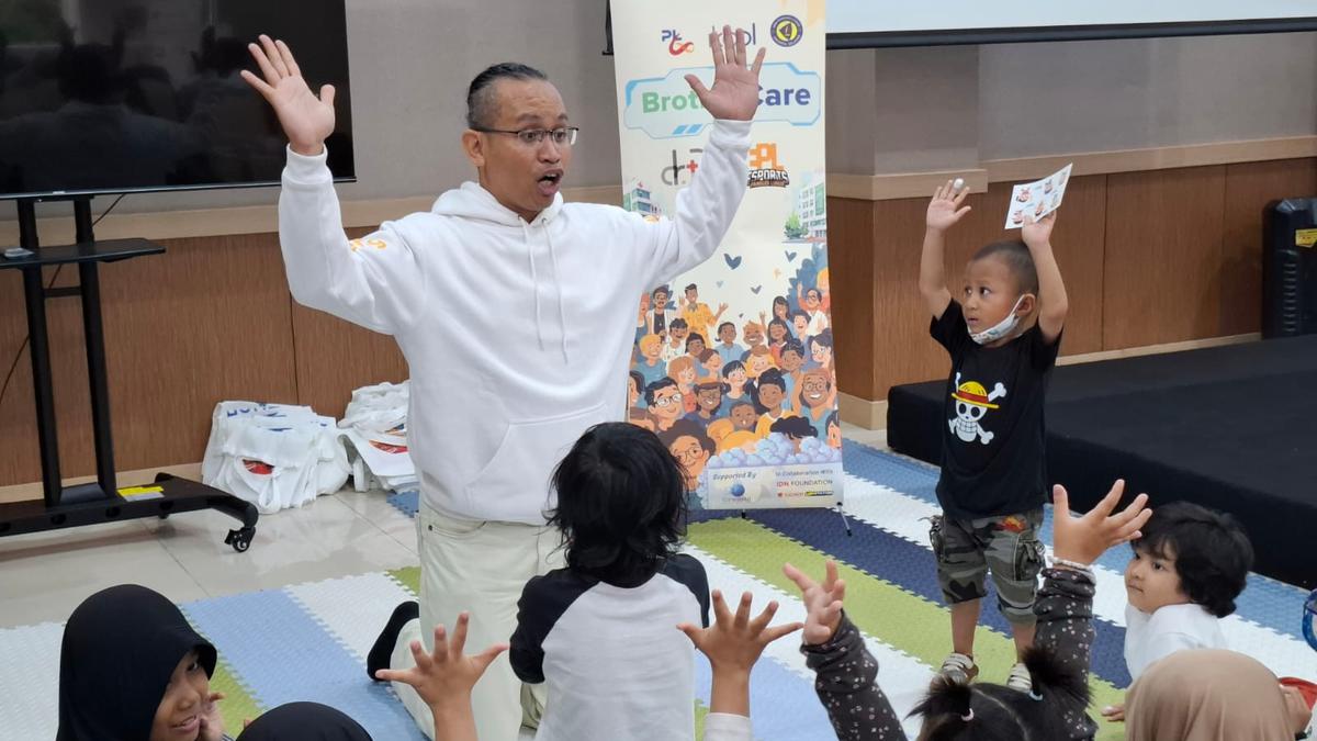 3 Dongeng Seniman Ariyo Faridh di Acara BrotherCare, Hibur Anak-anak Pasien Kanker dan Dialisis