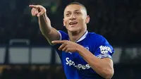 6. Richarlison (Everton) - 9 Gol. (AFP/Lindsey Parnaby)