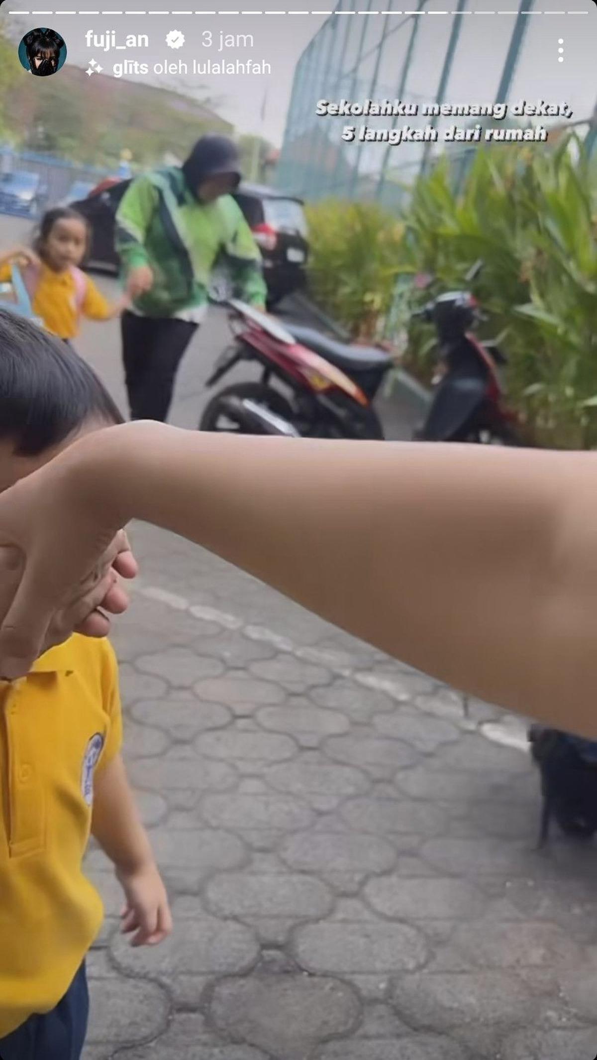 Bantah Tudingan Netizen