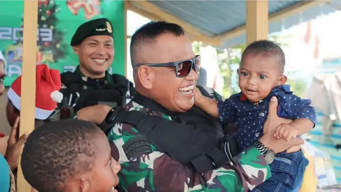 Obsežne kadrovske spremembe v indonezijski vojski: Novi voditelji in premestitve na ključnih položajih