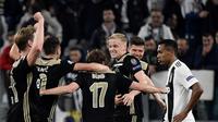 Ajax menang 2-1 atas Juventus pada leg II perempat final Liga Champions 2018-2019 di Allianz Stadium, Selasa (16/4/2019). (AFP/Filippo MONTEFORTE)