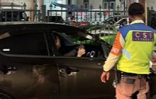 Cerita Pasutri Buru-buru Titip Mobil Sekaligus Kunci & STNK ke Satpam Karena Hampir Telat Naik Whoosh, Endingnya Bikin Haru