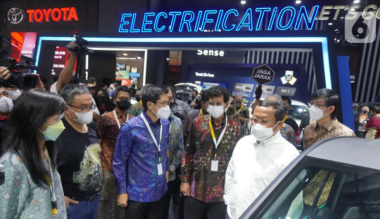 Toyota Avanza 1.5 G M/T merupakan salah satu model kendaraan Toyota yang ikut mensukseskan program Pemerintah untuk menggairahkan pasar otomotif nasional melalui fasilitas diskon Pajak Pertambahan Nilai atas Barang Mewah (PPnBM) yang berlaku di tahun 2022. (Liputan6.com/HO/Ferdy)