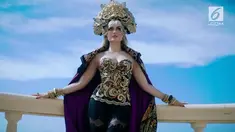 Agnez Mo kembali menjadi pembicaraan warganet setelah merilis video klip terbaru. Kombinasi batik dan lagu barunya dikomentari tidak sesuai.