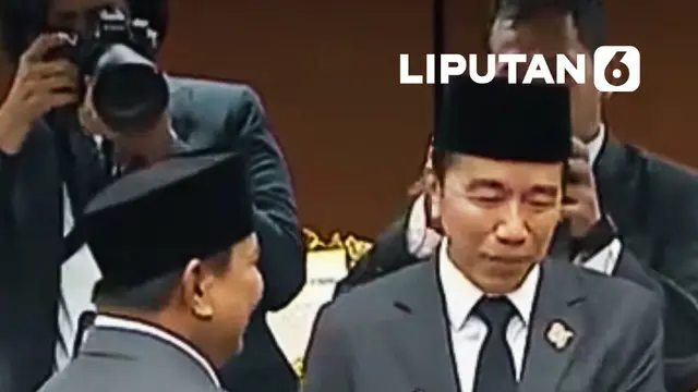 Momen Jokowi Kasih Jempol ke Prabowo Usai Pidato Kenegaraan
