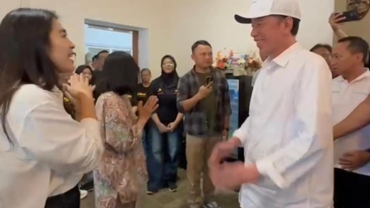 Jokowi Ajak Puluhan Wartawan Jajan di Warung Mertua Gibran, Ini Menu Makanan yang Dipilih