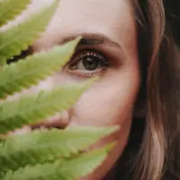 Sejumlah cara bisa dengan mudah dilakukan untuk cegah iritasi penggunaan retinol. (Foto: Unsplash)