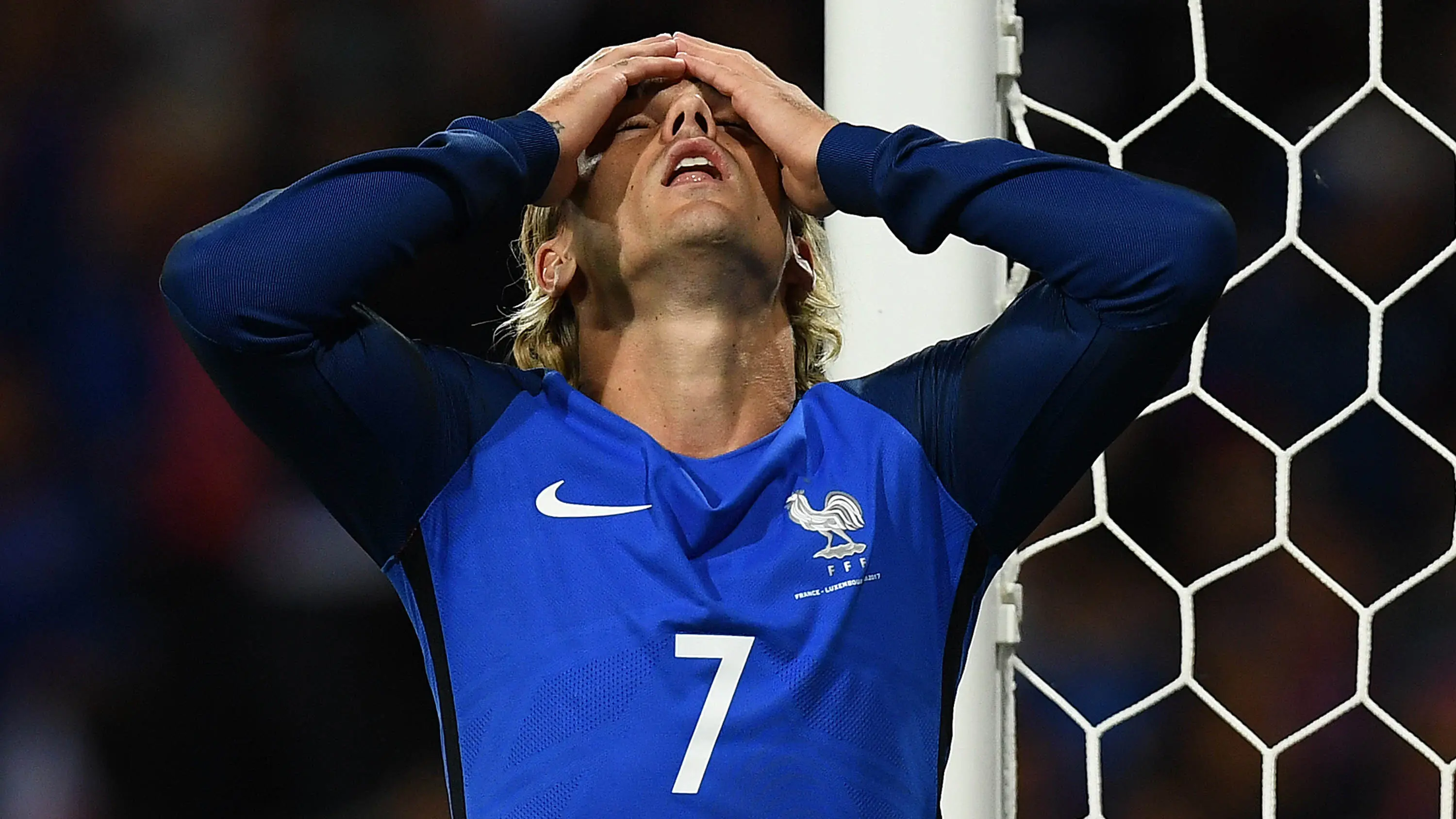 Kinerja Antoine Griezmann menurun musim ini. (AFP/Franck Fife)