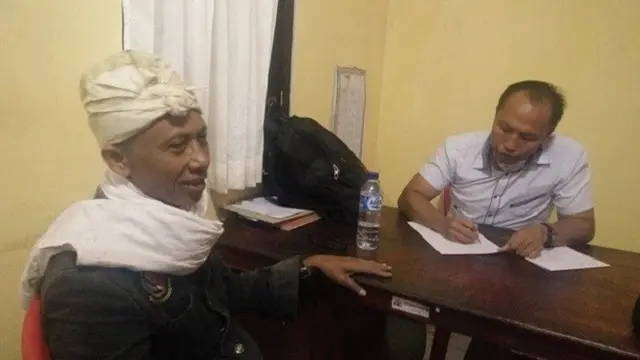 Demi Misi Rahasia, 6 Warga Lokal Nekat Daki Gunung Agung