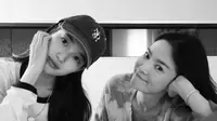 Bae Suzy dan Song Hye Kyo. (Instagram/ kyo1122)