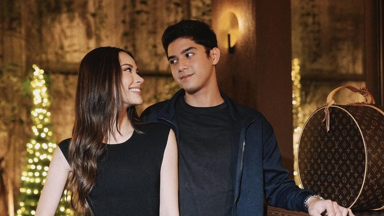 6 Potret Alyssa Daguise dan Al Ghazali Jajal Baju Pengantin Sambil Bikin Konten 'Challenge Kim Seon Ho Smile