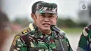 Wakil Kepala Staf Angkatan Udara (Wakasau) Marsekal Madya TNI A. Gustaf Brugman menyampaikan keterangan kepada awak media saat kedatangan pesawat Super Hercules C-130J di Lanud Halim Perdanakusuma, Jakarta, Senin (6/3/2023). TNI Angkatan Udara (AU) menerima satu unit pesawat C-130J Super Hercules A-1339 di Lanud Halim Perdanakusuma. (merdeka.com/Iqbal S. Nugroho)