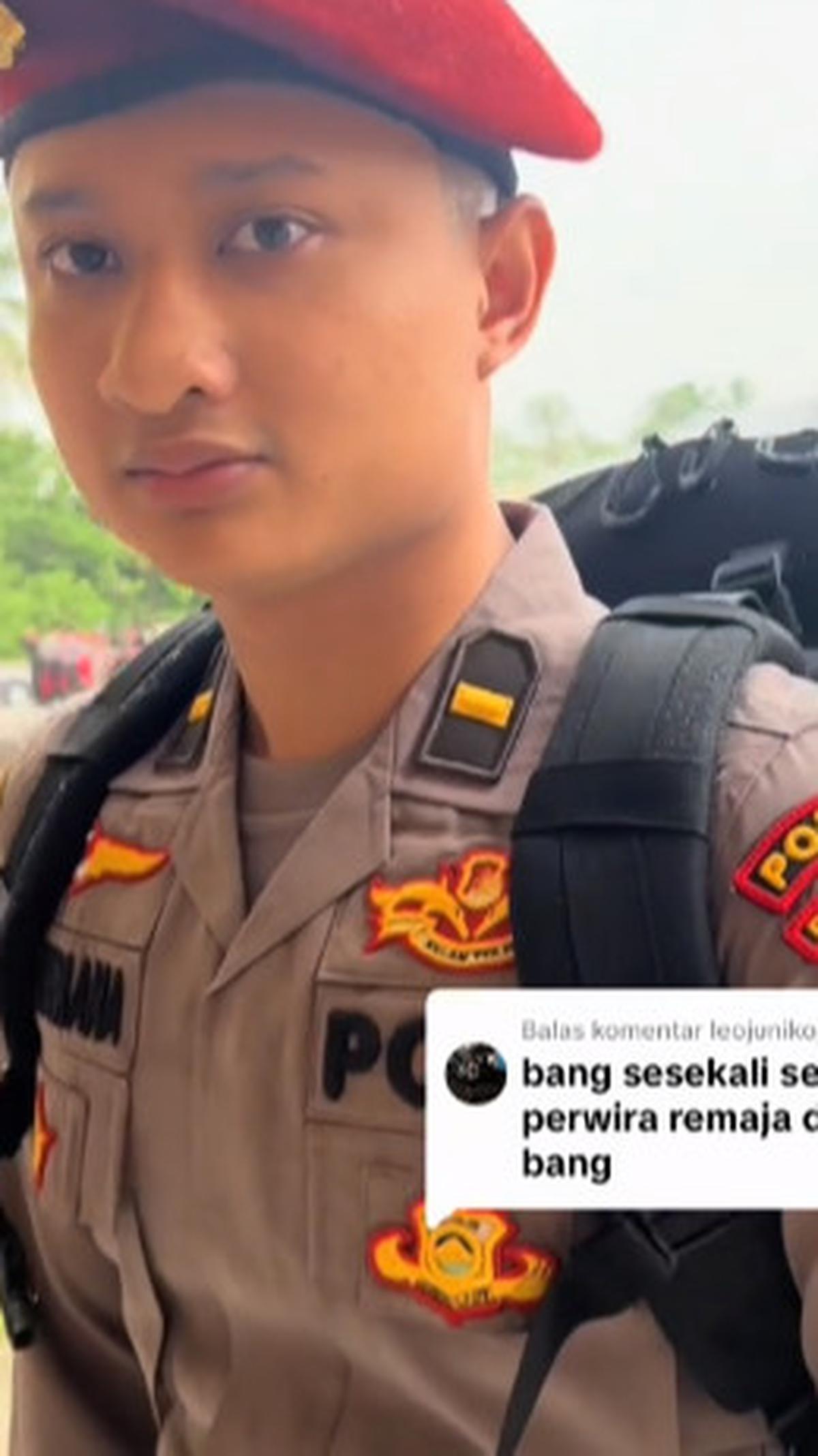 Ungkap Isi Tas