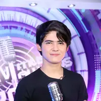 "Kalau chemistry kan sudah masuk sama dia sebenarnya. Tinggal lancarin aja. Gugup juga sih. Ada kesalahan tapi tetap total," kata Aliando. (Nurwahyunan/Bintang.com)