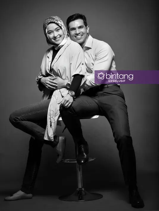 Setelah bertahun-tahun mempertimbangkan, akhirnya Adrian Maulana memutuskan untuk mundur dari dunia hiburan. Dunia yang membesarkan namanya selama ini. Pria 40 tahun itu mundur bukan lantaran banyaknya pendatang baru. (Bambang E Ros/Bintang.com)