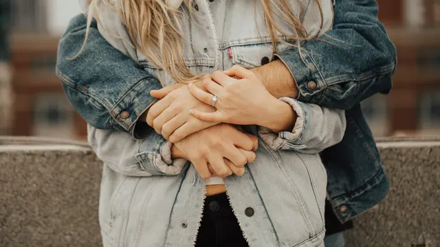 [Bintang] Suka Ngatur, Nggak Heran 4 Zodiak Ini Posesif