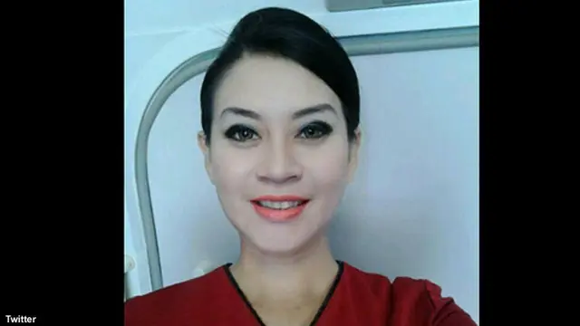 pramugari-twiter130606a.jpg