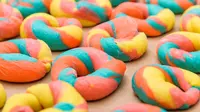 Jajal Unik dan Lezatnya Rainbow Bagel yang Tren di Jakarta