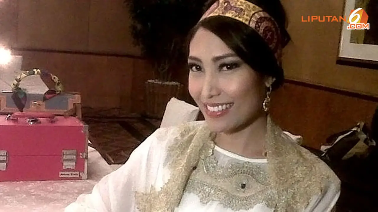 ayu-dewi1-130920b.jpg