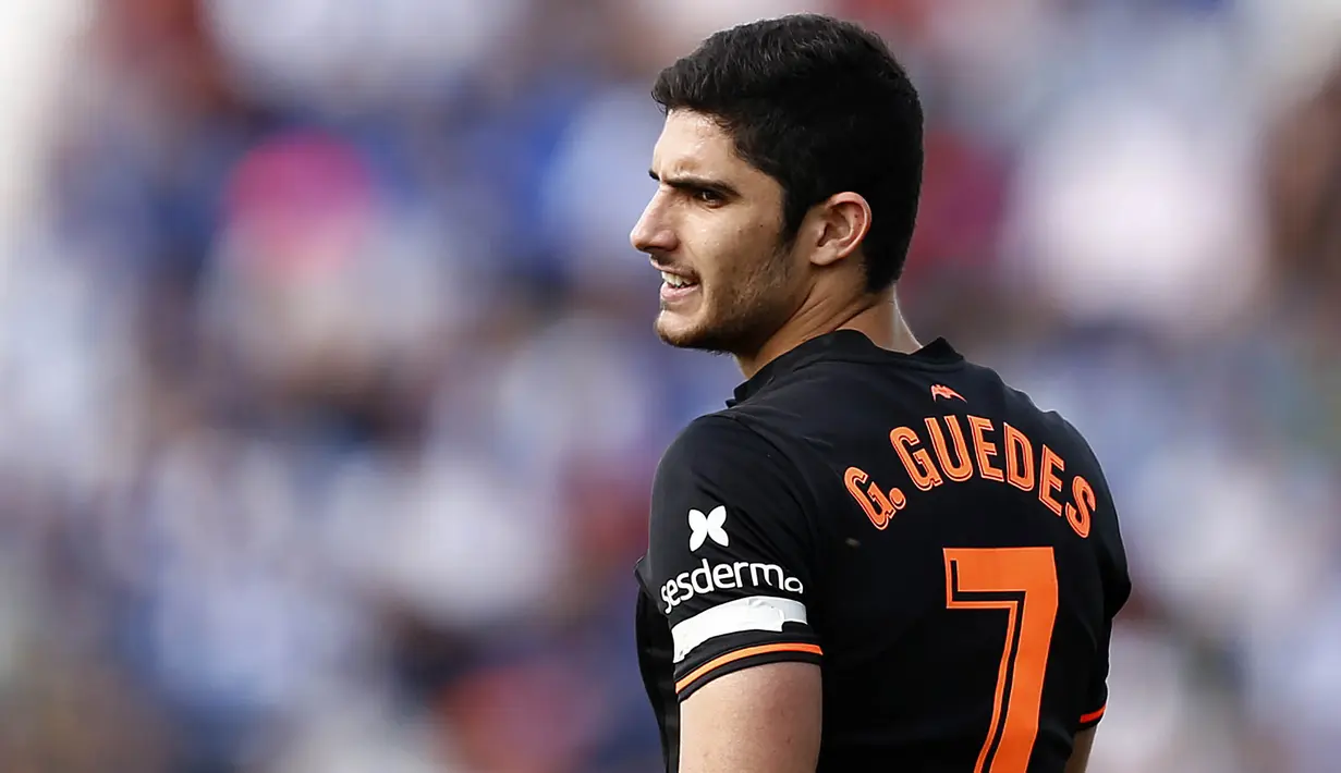 7. Goncalo Guedes (Valencia) - Kebangkitan Valencia juga dipengaruhi oleh performa gemilang banyak pemain barunya, salah satu nya adalah winger PSG ini. Pemain 21 tahun itu punya peran tak tergantikan di lini depan El Che. (AFP/Benjamin Cremel)