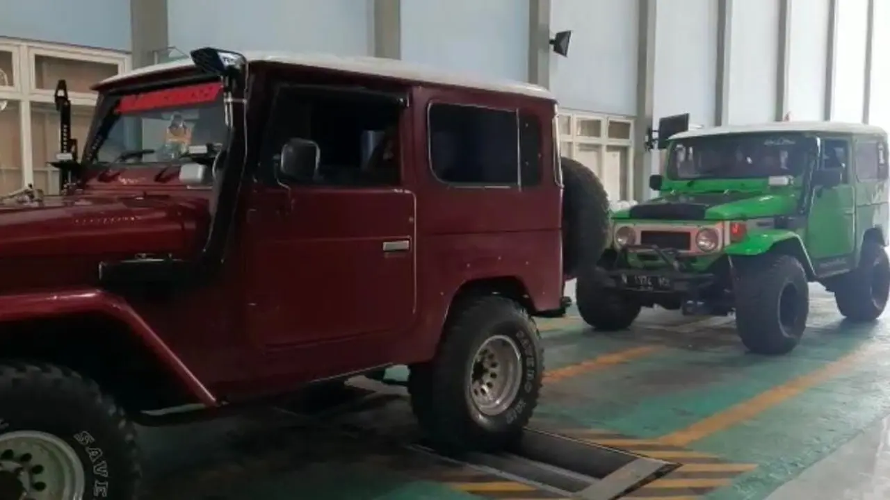 Ratusan Mobil Jeep di Bromo Ikuti uji laik jalan. (Istimewa)