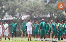 Manajemen Klub Ambil Sikap usai Kekalahan Persebaya dari Persis Solo, Nasib Paul Munster di Ujung Tanduk?
