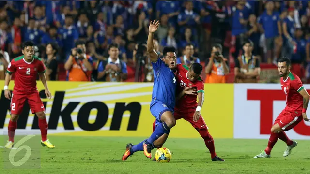 20161217-Aksi Heroik Pemain Timnas Indonesia Tak Mampu Redam Thailand-Bangkok