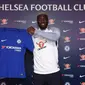 Tiemoue Bakayoko resmi menjadi pemain Chelsea. (doc. Chelsea)