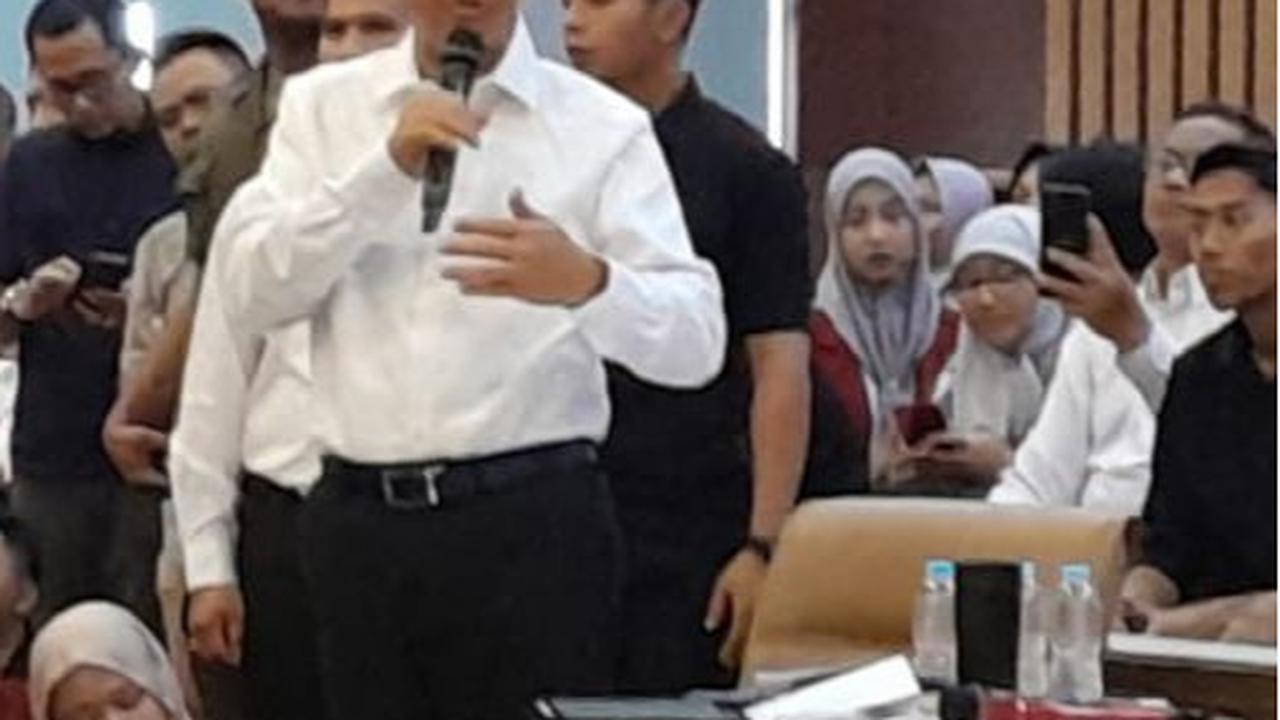Anies Janji Revisi Aturan Batas Usia dalam Syarat Melamar Kerja di BUMN dan Swasta