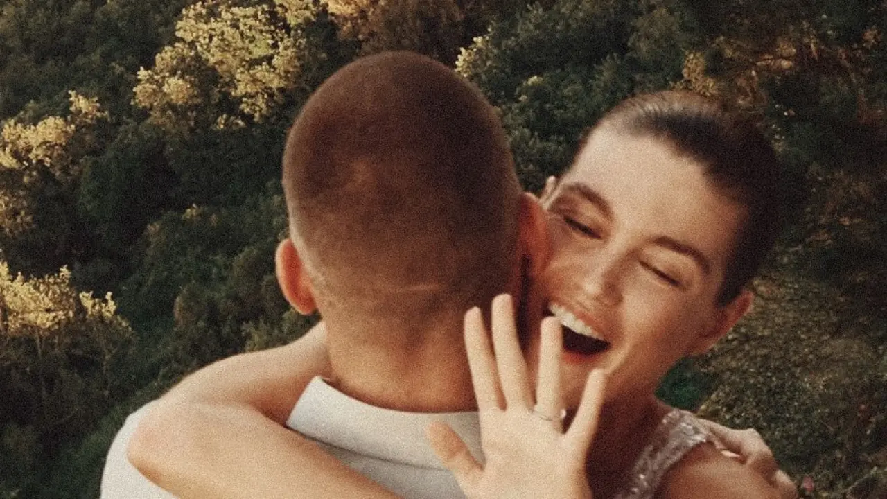 Luna Bijl Saat Dilamar Maarten Paes di Italia. [@maartenpaes]