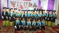 Sekolah Juara Pekanbaru mewisuda 67 siswa-siswinya tahun ajaran 2014-2015, Selasa (26/05) Pagi di Balai Sudirman 