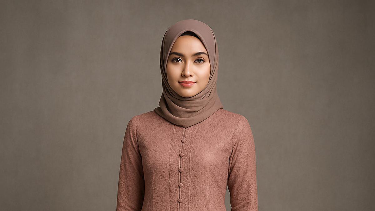 7 Model Kebaya Panjang Kancing Depan yang Trendi dan Anggun, Cocok untuk Kondangan sampai Wisuda