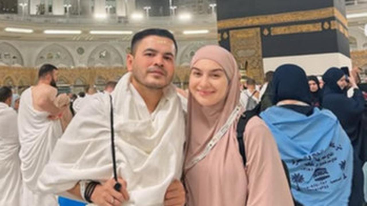 Potret Irish Bella Bareng Haldy Sabri Bersiap Laksanakan Wukuf di Arafah, Mohon Doa Jelang Puncak Haji