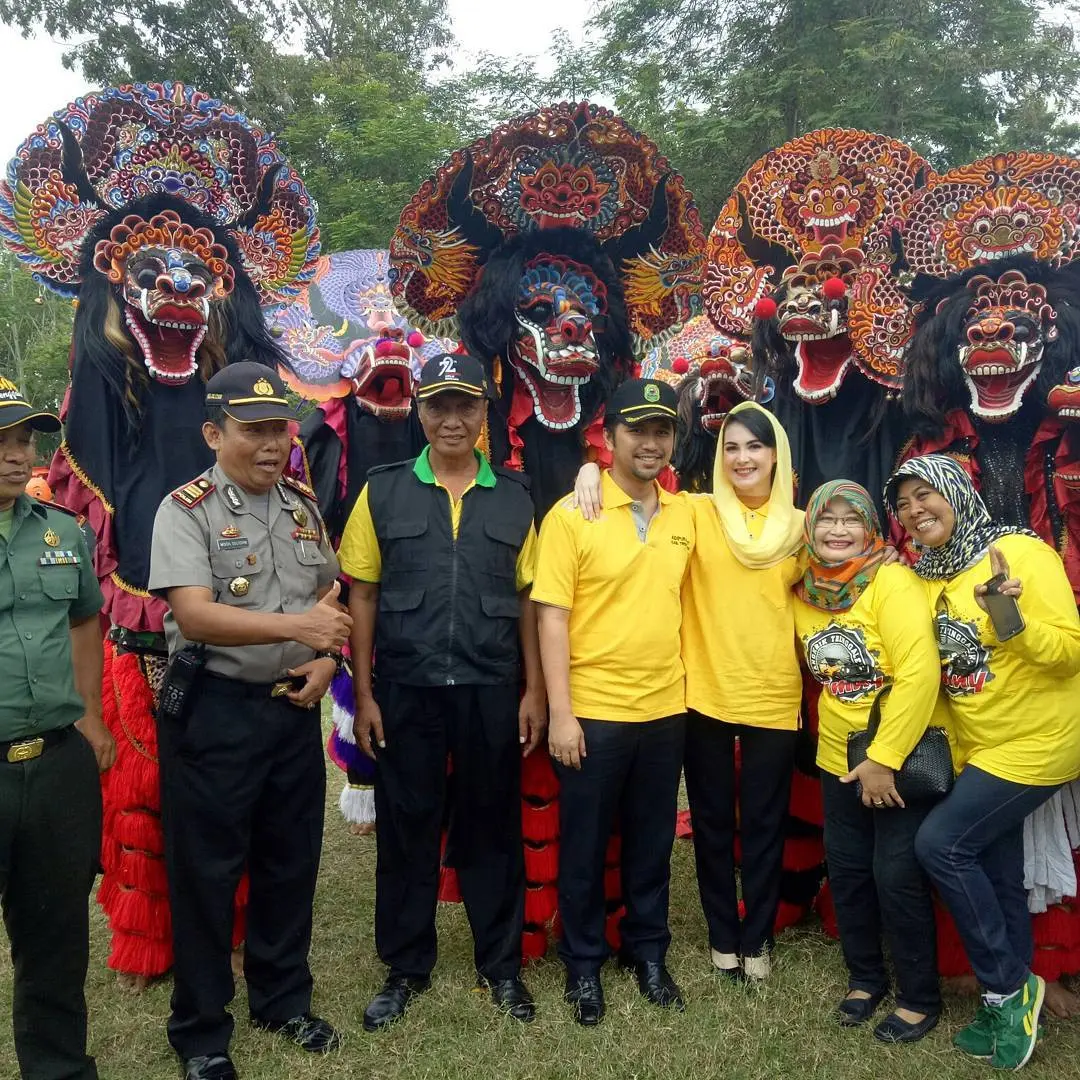 Kegiatan Arumi Bachsin sebagai istri Bupati Trenggalek. (Instagram/arumi_arumi_94)