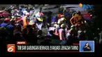 Jasad pekerja yang tertimbun longor berhasil dievakuasi tim SAR berjuang secara manual selama 12 jam.