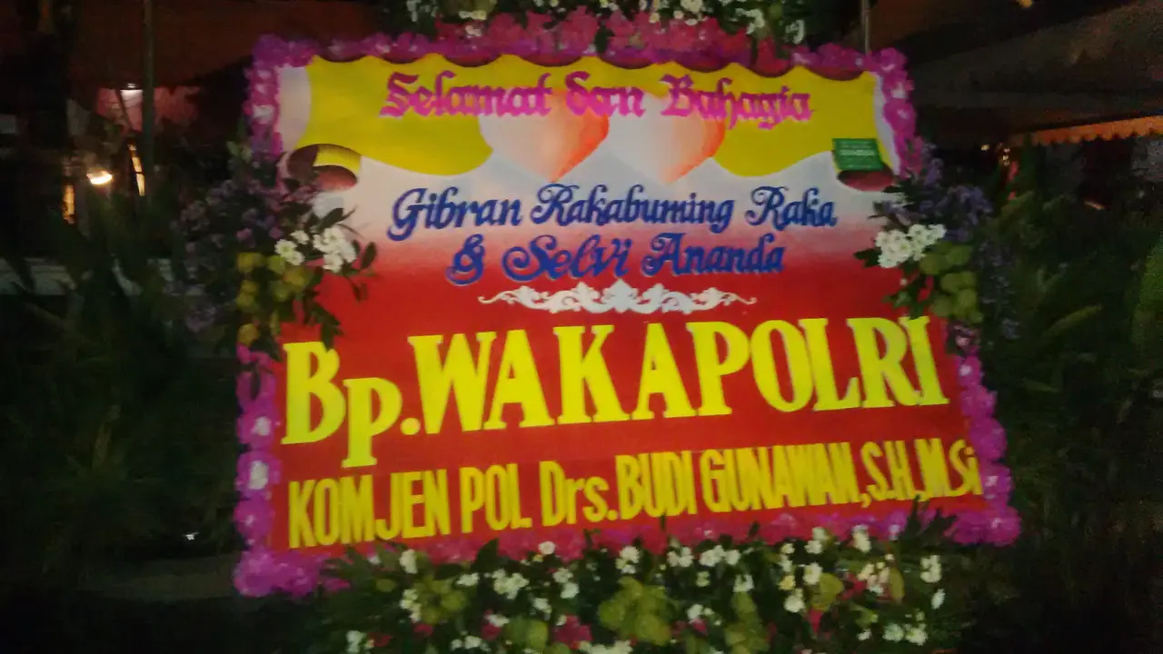 karangan bunga bg