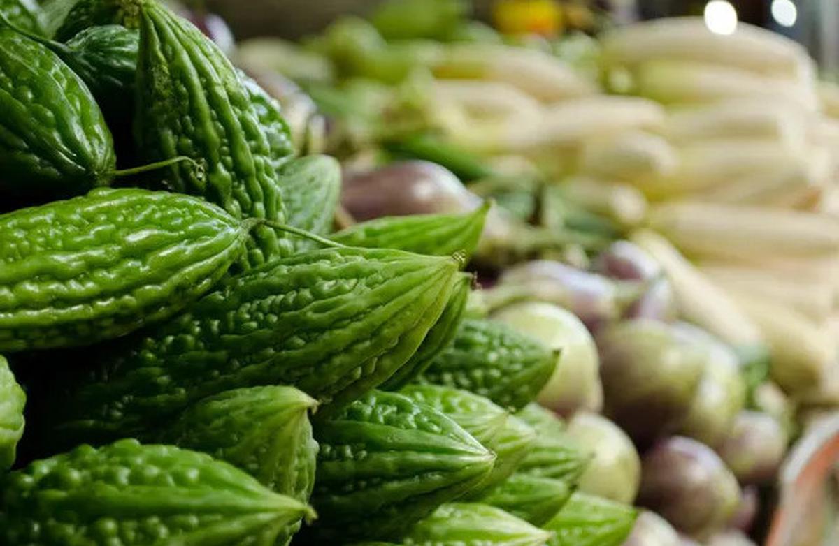 Hilangkan Rasa Pahit pada Pare Tanpa Garam, Cukup Pakai Satu Bahan Dapur Ini!