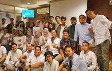 Undang Guru SD saat Bukber, Aksi Sekelompak Anak Muda Ini Curi Perhatian